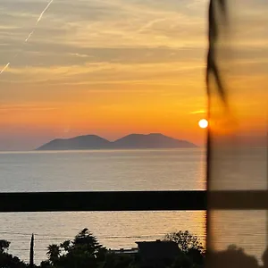Pararse Сasa de vacaciones Vlorë