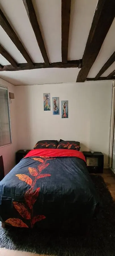 Cozy Apt Heart Of Paris, 3 Mins Louvre France