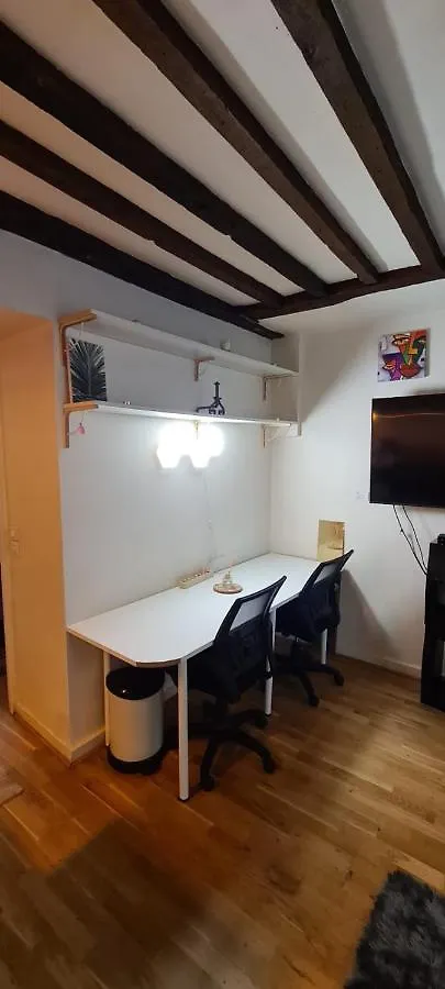 Apartament Cozy Apt Heart Of Paris, 3 Mins Louvre Francja